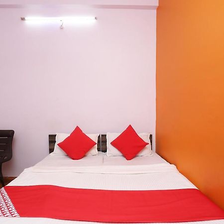 Oyo 37533 Hotel Ashirwad ジャバルプル エクステリア 写真