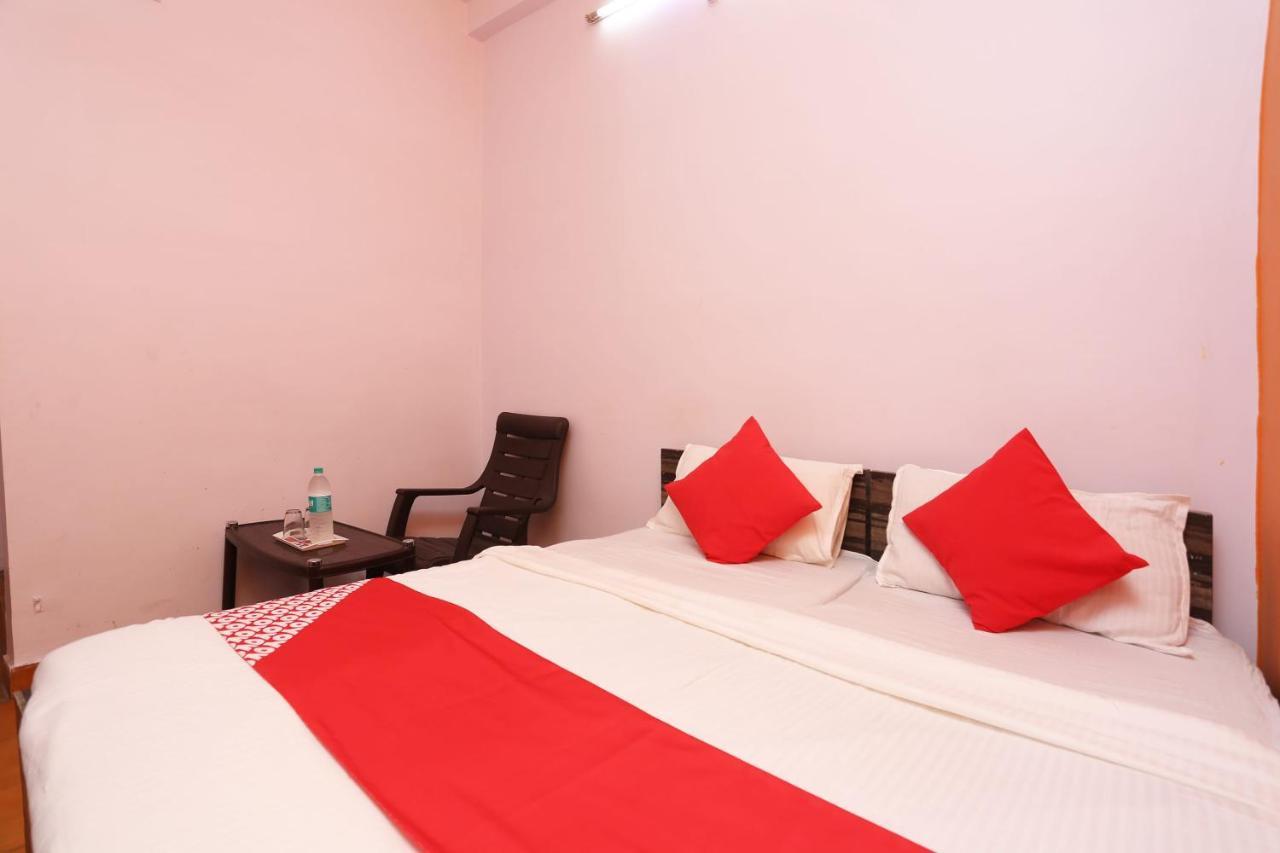 Oyo 37533 Hotel Ashirwad ジャバルプル エクステリア 写真
